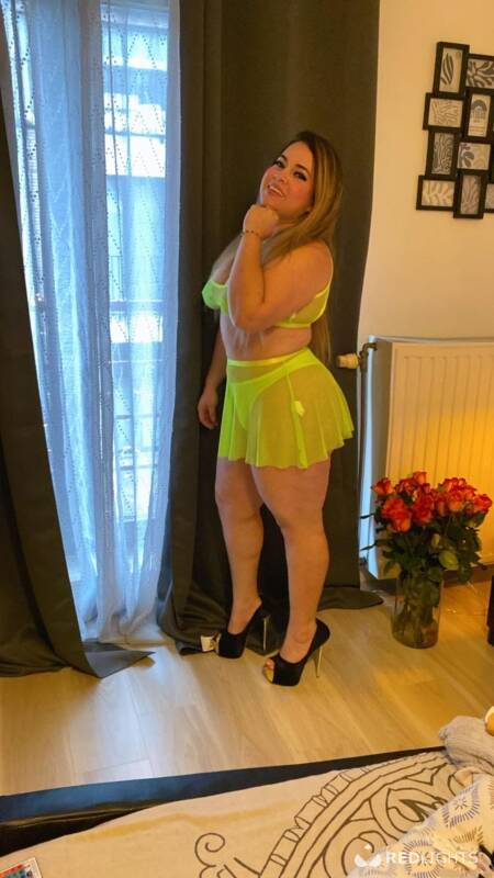 Alejandra Blondine (Foto)