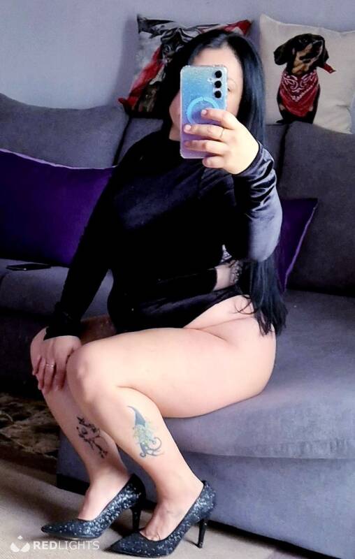 AMIRA (Foto)