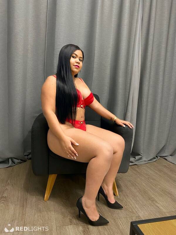 Kelly Martinez (Foto)