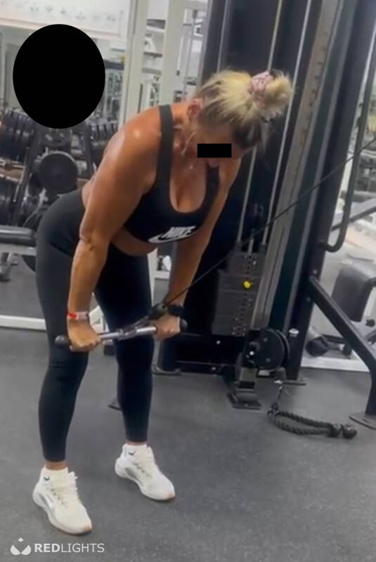 ILONA  MATURE (Foto)