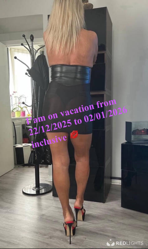 ILONA  MATURE (Foto)