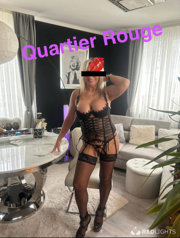 ILONA  MATURE (Foto)