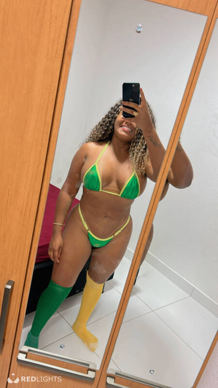 Suelen🇧🇷 (Foto)