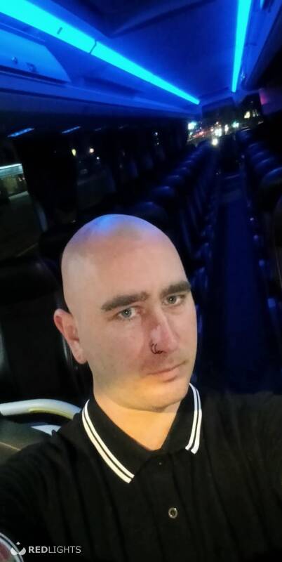 Discrete loverboy (Foto)