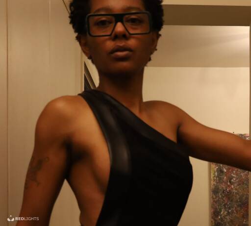 Nkolika\'s Sensual Holistic Way (Foto)