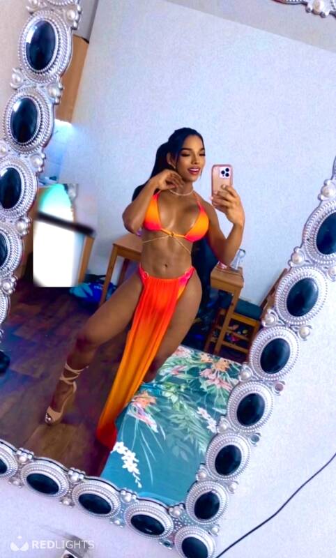 NATASHA PARTY (Foto)