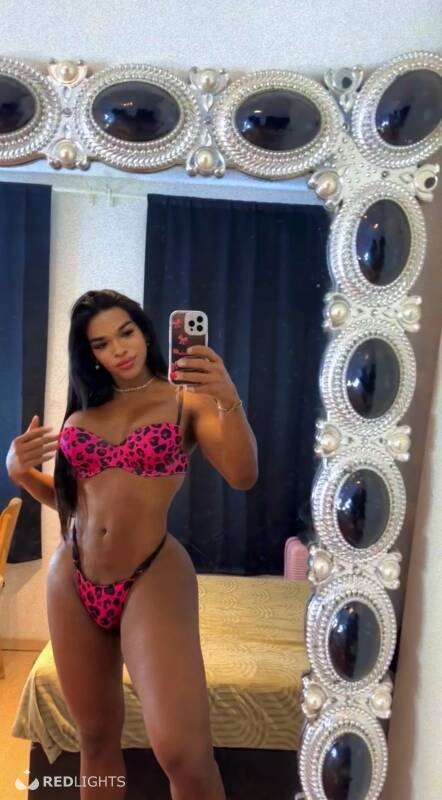 NATASHA PARTY (Foto)