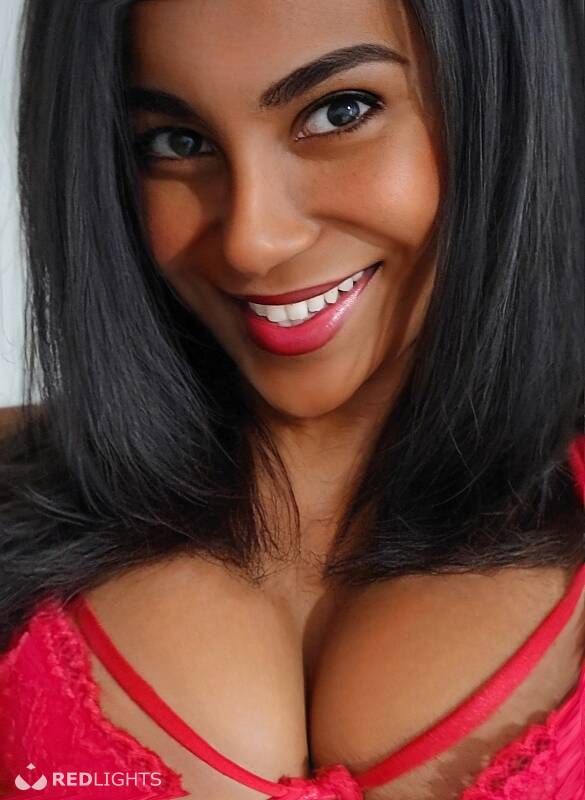 Big black tranny (Foto)