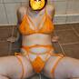 Mysterious milf (Foto #2)
