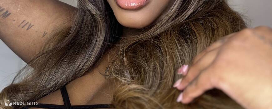 💕Geil ebony sletje met cup F!