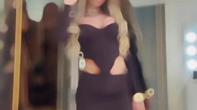 Isabella your girlfriend