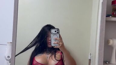 Sexy latina
