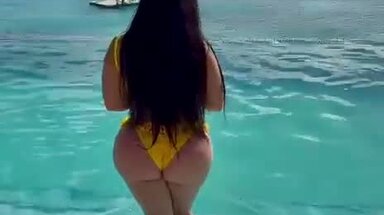 Sexy latina