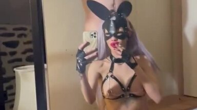 DOLL